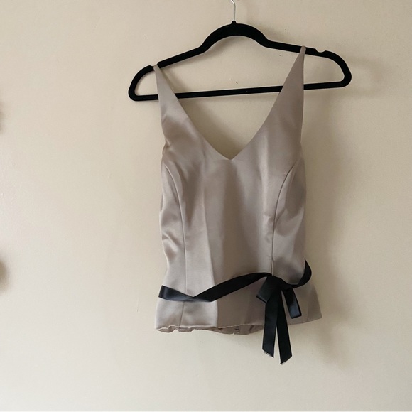 Xscape• sillky structured cross back top grey black waist tie - Picture 2 of 5